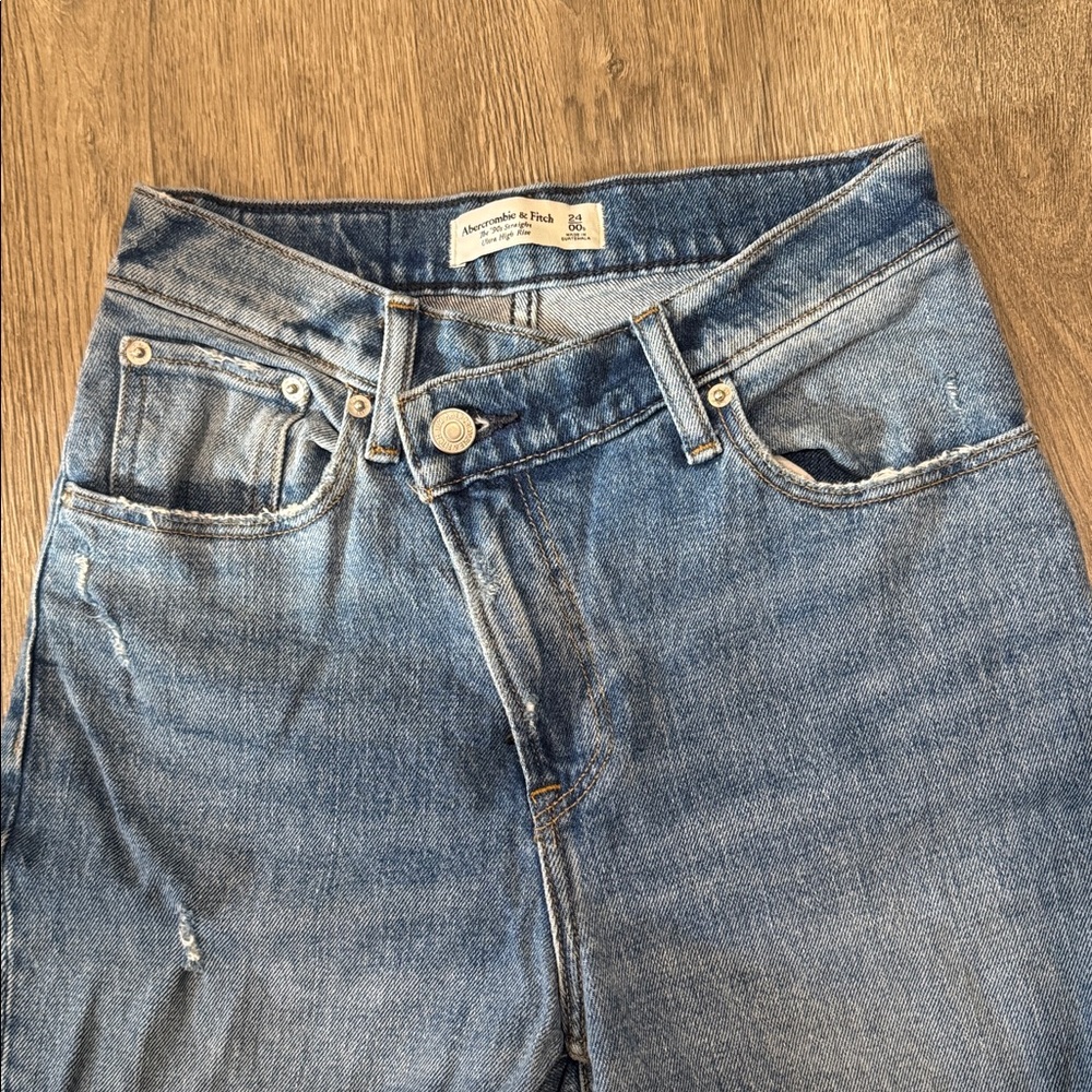 Abercrombie & Fitch Women's High Rise Jeans - Blue - Picture 2 of 5